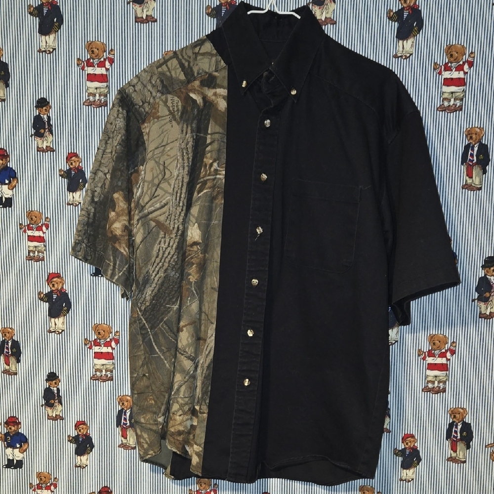 Vintage Janet Black Men's Black and Camouflage Button-Up Shirt Usa Made Medium